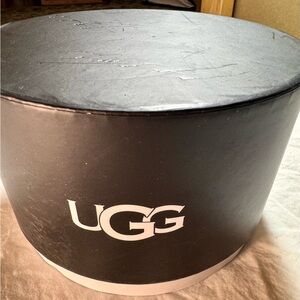 Ugg Womens Black Ear Muffs With Box